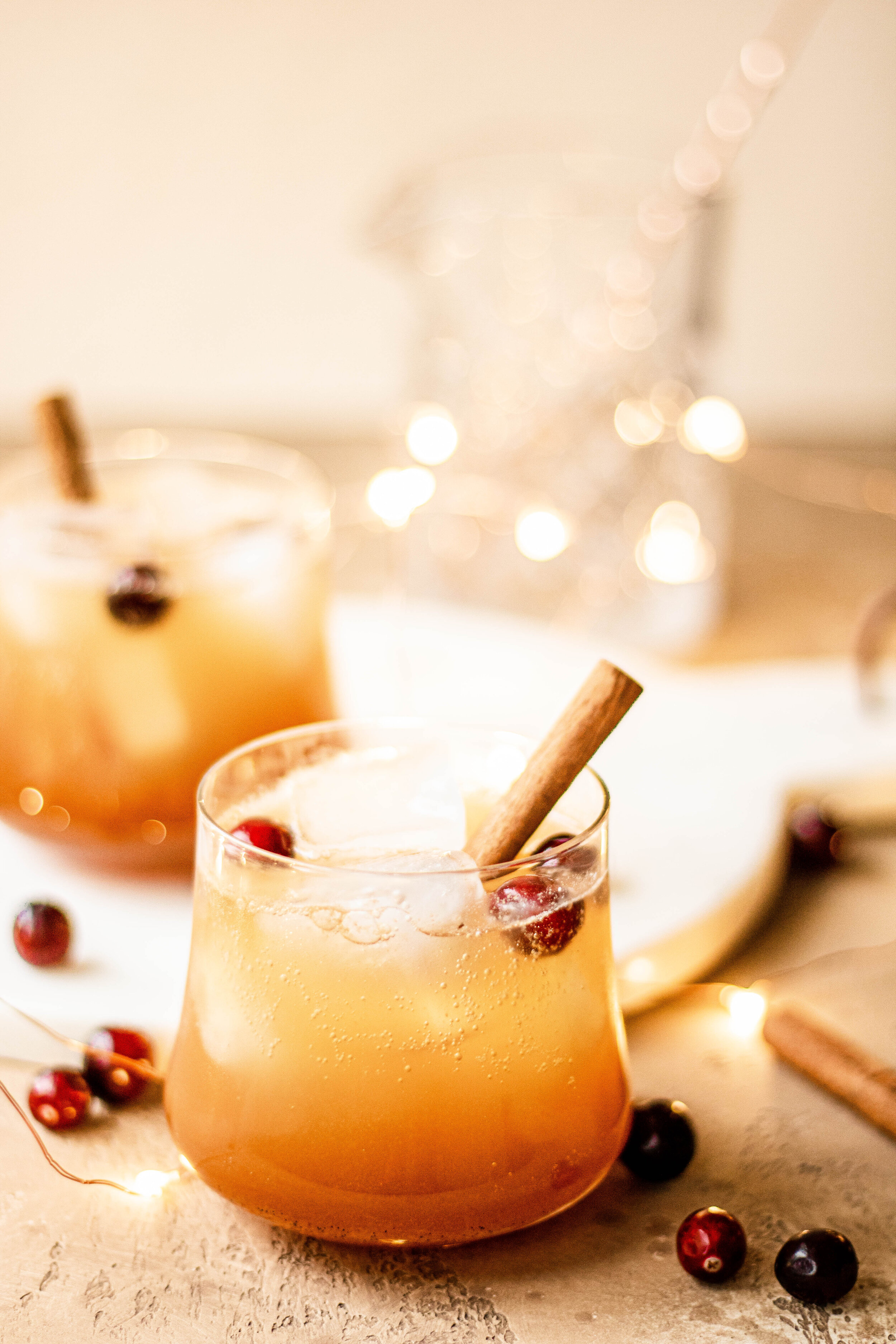 bourbon apple cider fizz cocktail