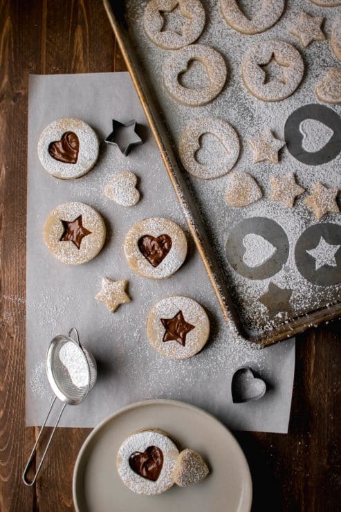 nutella linzer cookies