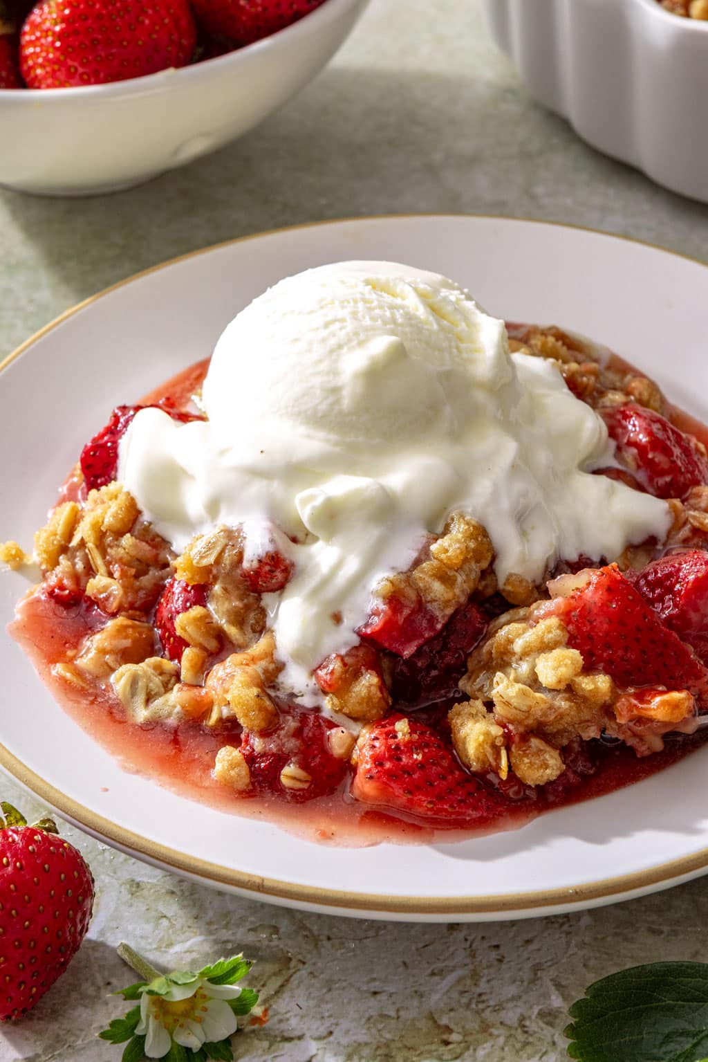 small batch strawberry crisp