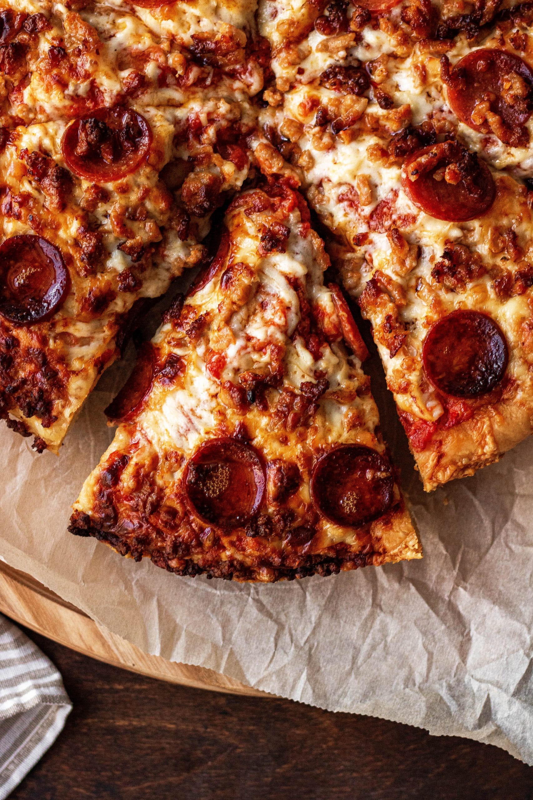 Cast Iron Skillet Pepperoni Pizza — Let's Dish Recipes