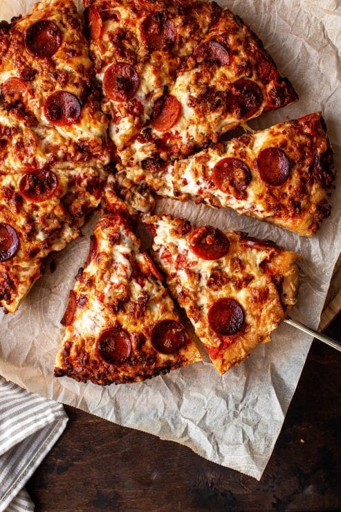 How To Make Cast Iron Skillet (Pan) Pizza - Thursday Night Pizza