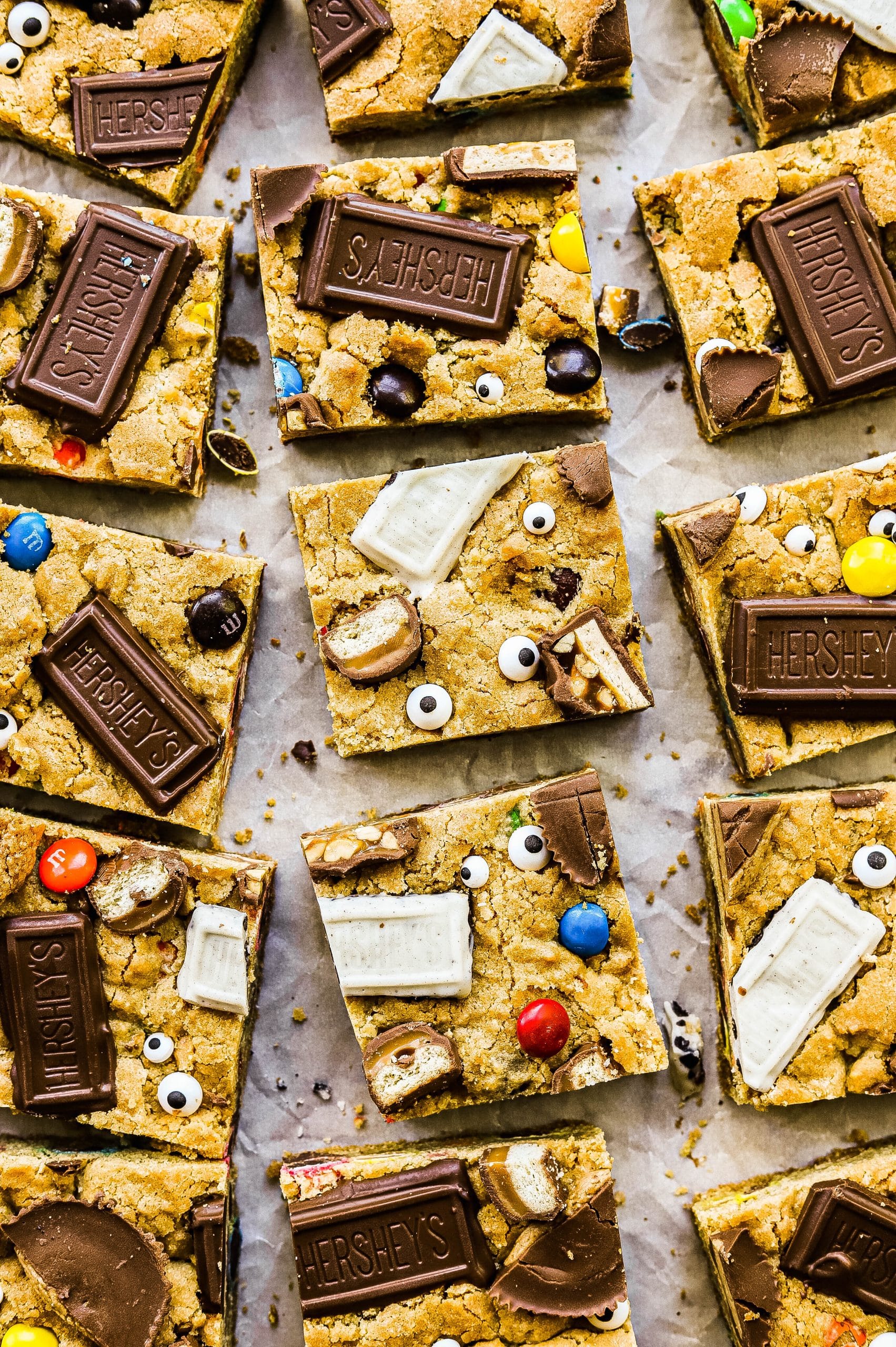 halloween candy cookie bars