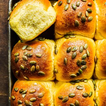 honey pumpkin dinner rolls - Classic Thanksgiving Menu