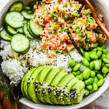spicy salmon sushi bowls