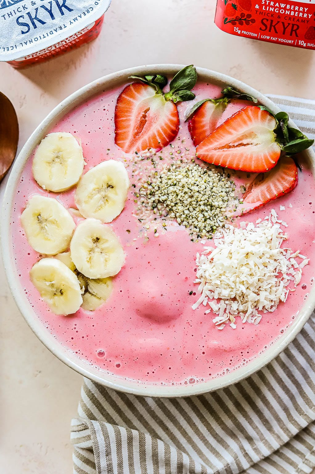 strawberry smoothie bowl