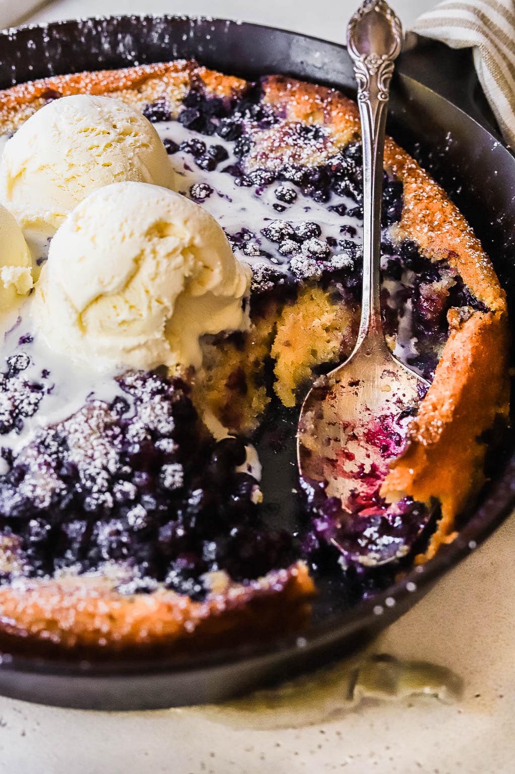 skillet wild blueberry cobbler