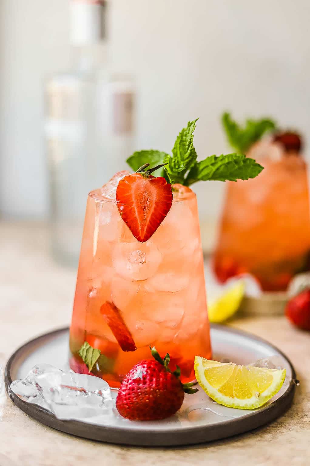 strawberry gin lemonade