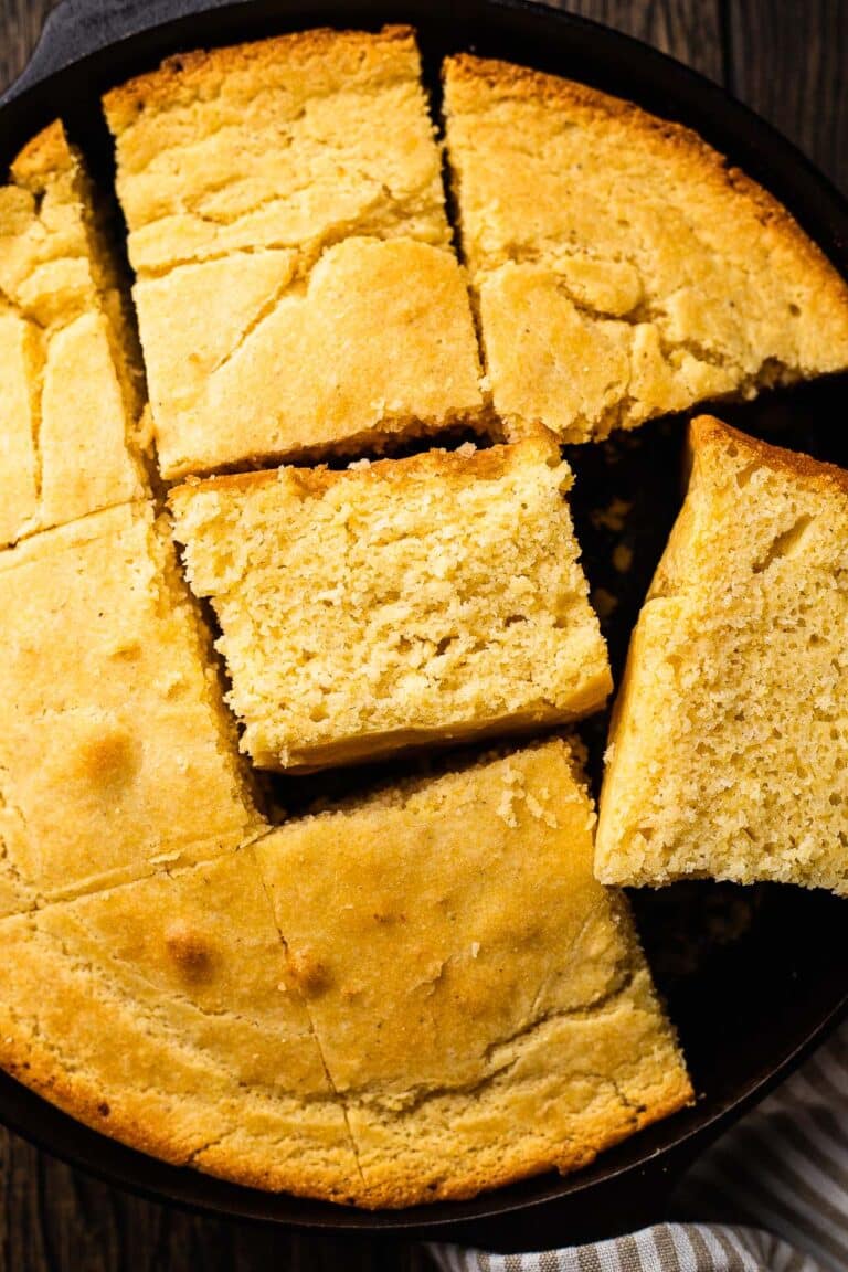 Skillet Cornbread Recipe | So Much Food