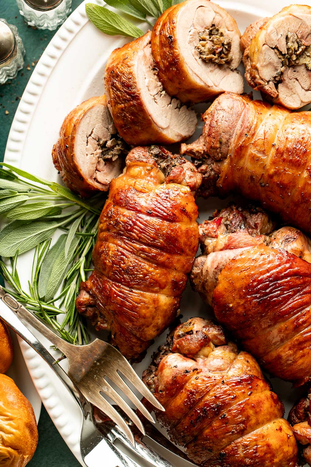 mushroom stuffed turkey thighs