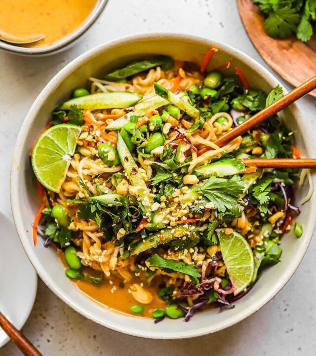 2023 is the year of adding more veggies into our diets! These easy spicy peanut noodles are packed with edamame, cabbage, cucumber, carrots, and fresh herbs for a light and refreshing dinner. So easy to customize!

Search “peanut” in my profile or google “peanut noodles so much food” for the full recipe!
•
•
•
•
•
#vegetarianrecipes #vegetarianfood #eatyourveggies #healthyrecipes #eatwellfeelwell #f52community #f52grams #easyrecipes #20minutemeal