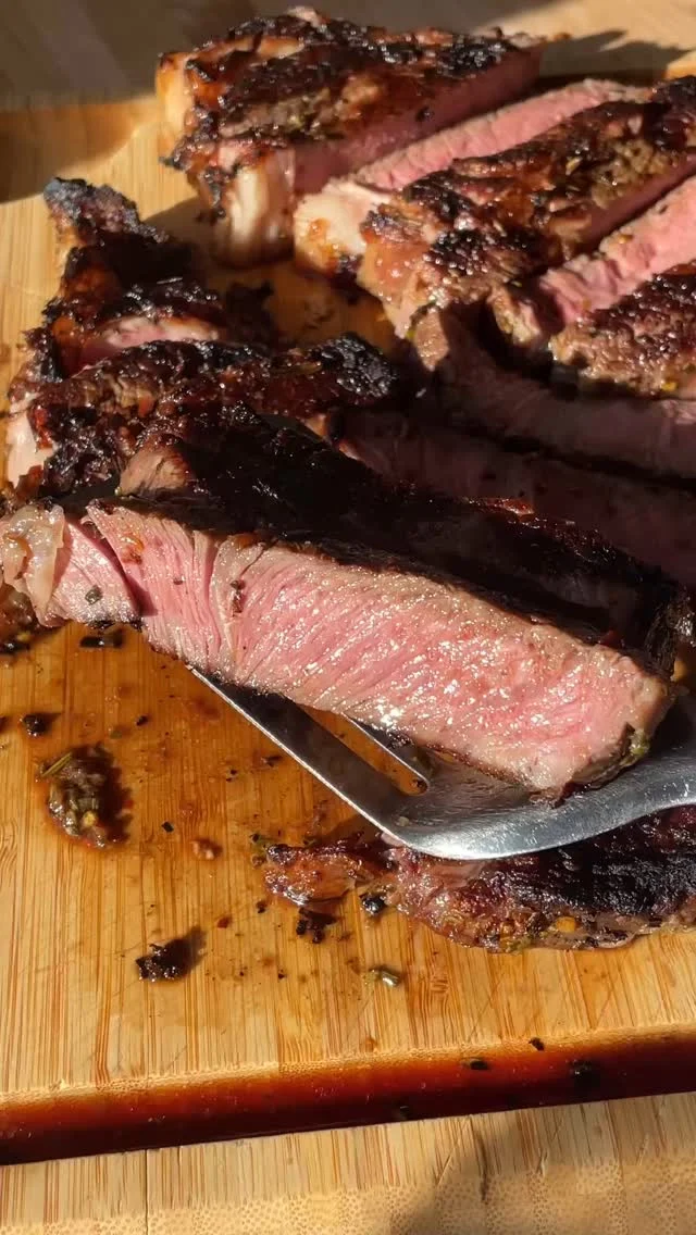 So Much Food’s 3rd annual grilling week is finally here! I’m going to be sharing 5 brand-new grilling recipes that will take your summer BBQs to the next level! Starting off with this Grilled Tuscan-style Ribeye because I am a true steak girly. It’s bright and garlicky and so perfect for a summer cookout!

Get the full recipe in my profile or stories! 

#grillingseason #steakdinner #grillingrecipes 
🎥: @themindfulhapa