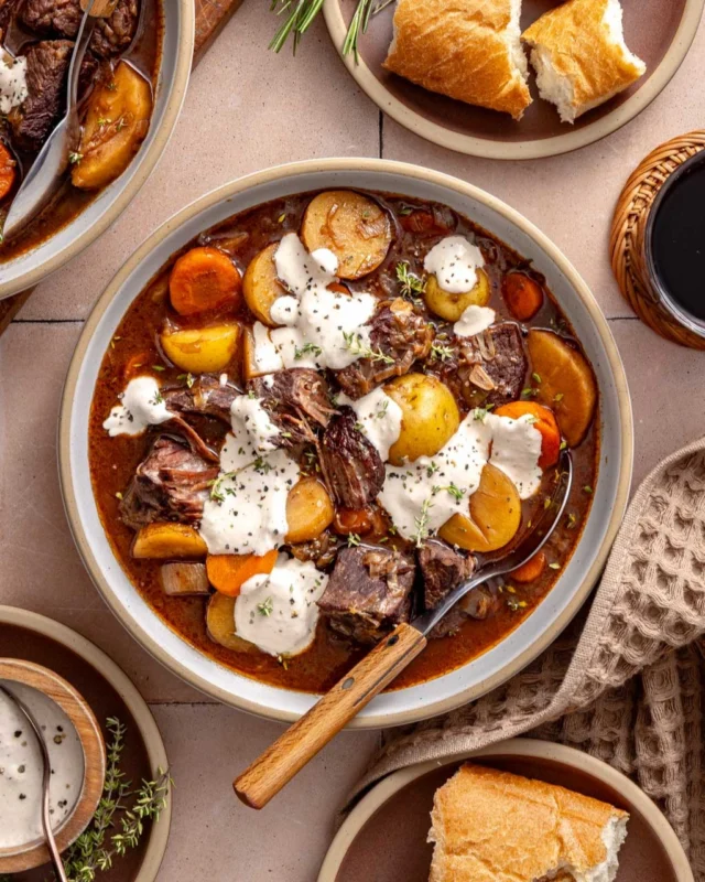 Comment 'stew' and I'll send the recipe right to your DMs!

This time of year always has me craving something hearty and cozy and this beef stew is it! It's not your average beef stew that only has a smattering of potatoes and carrots, but instead we're packing it with all the winter veggies like parsnips and turnips. It's so deeply rich and flavorful and absolutely must be served with a creamy horseradish sauce!

On a more personal note, I have struggled to want to show up in this space. It's been tough to not connect with my followers, but social media these days feels like a thief of joy. I find myself comparing myself to everyone and then beating myself up accordingly. I'm working to show up in ways that feel good and authentic but honestly it's so hard. I hope to be around more to answer your questions and respond to your DMs, but also never hesitate to email me because I love hearing from you guys. 

📸: @jessgaertnercreative 

#cozyfood #fallmeals #beefstew